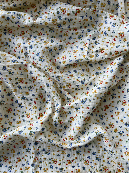 Muslin Cot Sheet in Mixed Poisy