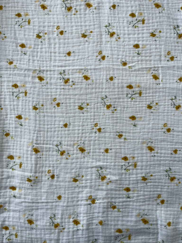 Muslin Cot Sheet in Buttercup