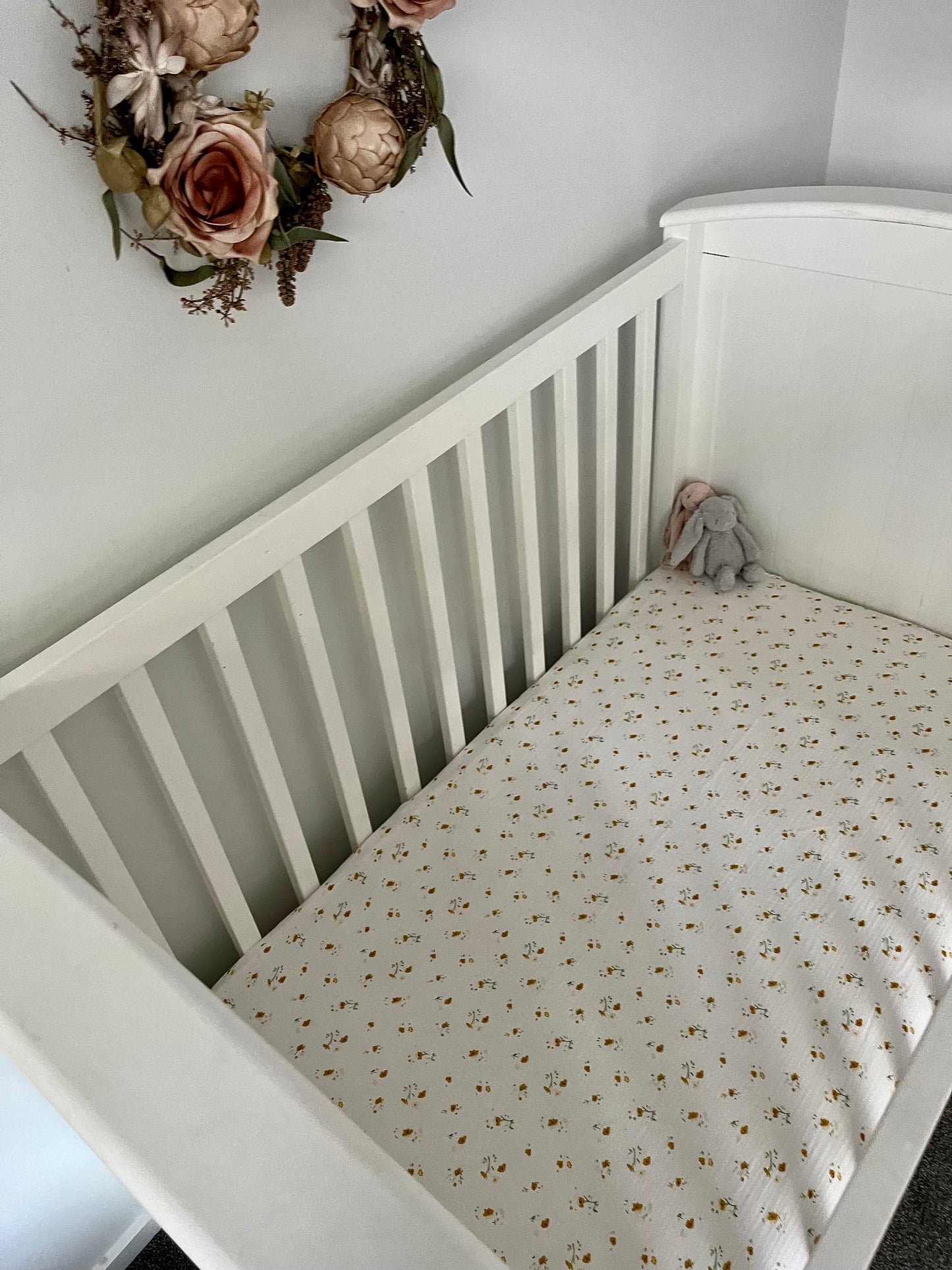 Muslin Cot Sheet in Buttercup