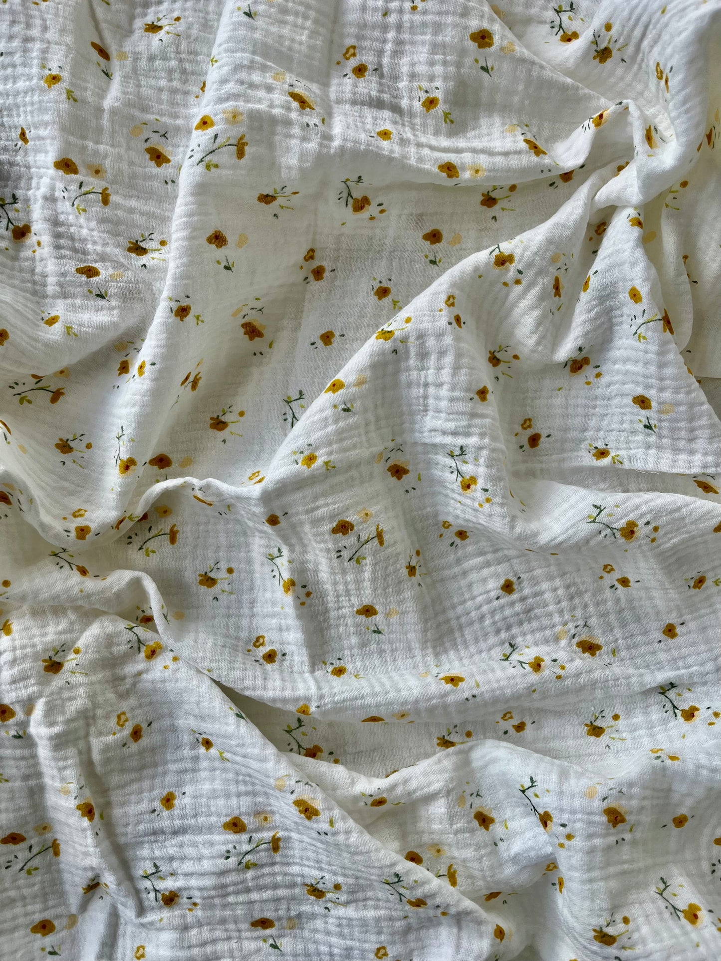 Muslin Cot Sheet in Buttercup